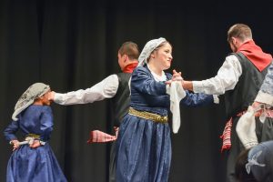 2018 “Πιάστε το χορό μικροί, μεγάλοι”