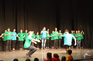 2015 “Χορεύω, παίζω και χαμογελώ”