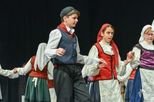 2018 “Πιάστε το χορό μικροί, μεγάλοι”