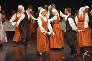 2020 “Πιάστε το χορό μικροί, μεγάλοι”