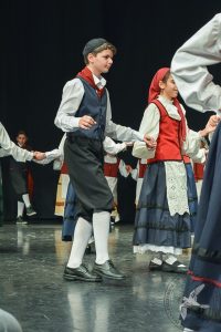 2018 “Πιάστε το χορό μικροί, μεγάλοι”