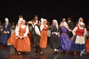 2020 “Πιάστε το χορό μικροί, μεγάλοι”