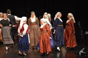 2020 “Πιάστε το χορό μικροί, μεγάλοι”