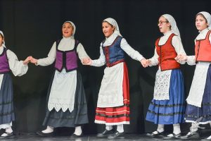 2018 “Πιάστε το χορό μικροί, μεγάλοι”