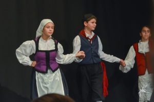 2018 “Πιάστε το χορό μικροί, μεγάλοι”