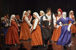 2020 “Πιάστε το χορό μικροί, μεγάλοι”