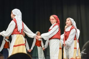 2018 “Πιάστε το χορό μικροί, μεγάλοι”