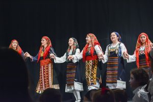 2018 “Πιάστε το χορό μικροί, μεγάλοι”