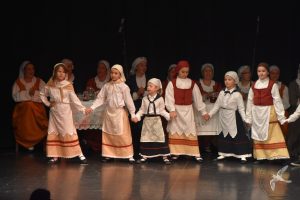 2020 “Πιάστε το χορό μικροί, μεγάλοι”