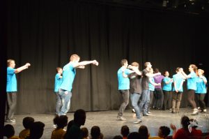 2015 “Χορεύω, παίζω και χαμογελώ”