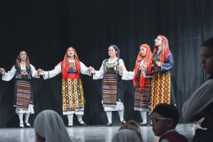 2018 “Πιάστε το χορό μικροί, μεγάλοι”