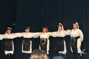 2018 “Πιάστε το χορό μικροί, μεγάλοι”