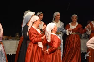 2020 “Πιάστε το χορό μικροί, μεγάλοι”