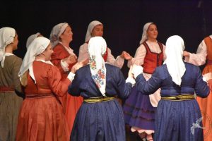 2020 “Πιάστε το χορό μικροί, μεγάλοι”