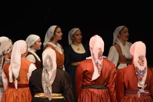 2020 “Πιάστε το χορό μικροί, μεγάλοι”