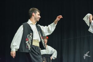 2018 “Πιάστε το χορό μικροί, μεγάλοι”