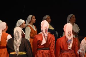 2020 “Πιάστε το χορό μικροί, μεγάλοι”