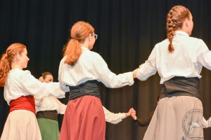 2018 “Πιάστε το χορό μικροί, μεγάλοι”