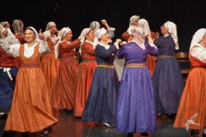 2020 “Πιάστε το χορό μικροί, μεγάλοι”