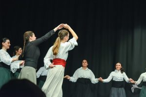 2018 “Πιάστε το χορό μικροί, μεγάλοι”