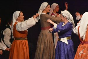 2020 “Πιάστε το χορό μικροί, μεγάλοι”