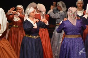 2020 “Πιάστε το χορό μικροί, μεγάλοι”