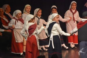 2020 “Πιάστε το χορό μικροί, μεγάλοι”