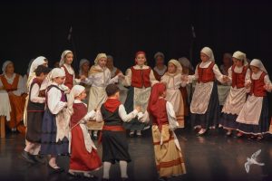 2020 “Πιάστε το χορό μικροί, μεγάλοι”