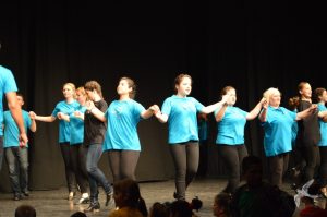 2015 “Χορεύω, παίζω και χαμογελώ”