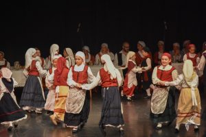 2020 “Πιάστε το χορό μικροί, μεγάλοι”