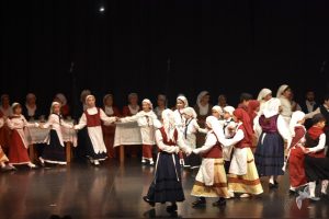 2020 “Πιάστε το χορό μικροί, μεγάλοι”