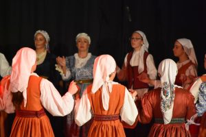 2020 “Πιάστε το χορό μικροί, μεγάλοι”