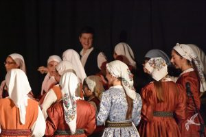 2020 “Πιάστε το χορό μικροί, μεγάλοι”