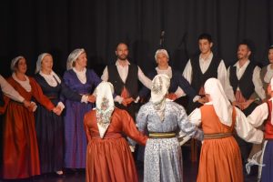 2020 “Πιάστε το χορό μικροί, μεγάλοι”