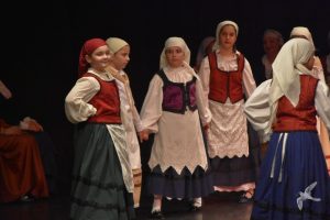 2020 “Πιάστε το χορό μικροί, μεγάλοι”