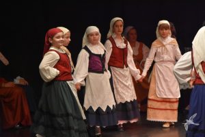 2020 “Πιάστε το χορό μικροί, μεγάλοι”