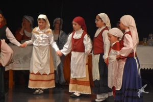 2020 “Πιάστε το χορό μικροί, μεγάλοι”