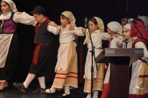 2020 “Πιάστε το χορό μικροί, μεγάλοι”