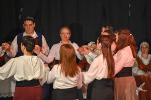 2020 “Πιάστε το χορό μικροί, μεγάλοι”