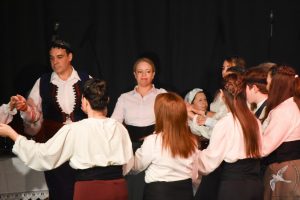 2020 “Πιάστε το χορό μικροί, μεγάλοι”