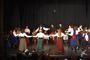 2020 “Πιάστε το χορό μικροί, μεγάλοι”