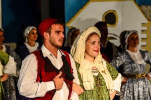 2014 Διαδρομές στην Παράδοση