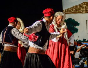 2014 Διαδρομές στην Παράδοση