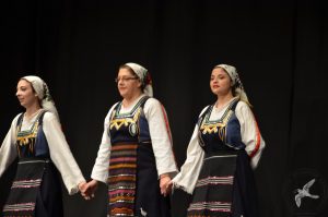 2016 “Χορεύω, παίζω και σου τραγουδώ”