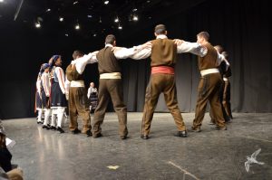 2016 “Χορεύω, παίζω και σου τραγουδώ”