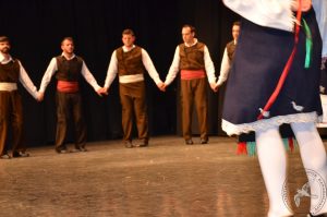 2016 “Χορεύω, παίζω και σου τραγουδώ”