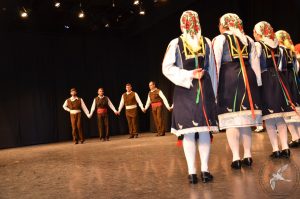 2016 “Χορεύω, παίζω και σου τραγουδώ”