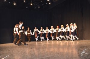 2016 “Χορεύω, παίζω και σου τραγουδώ”