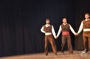 2016 “Χορεύω, παίζω και σου τραγουδώ”