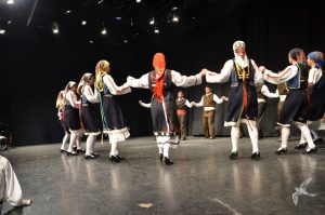 2016 “Χορεύω, παίζω και σου τραγουδώ”